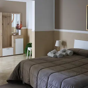 https://apt-dominique-comfort.taorminaitalyhotels.com